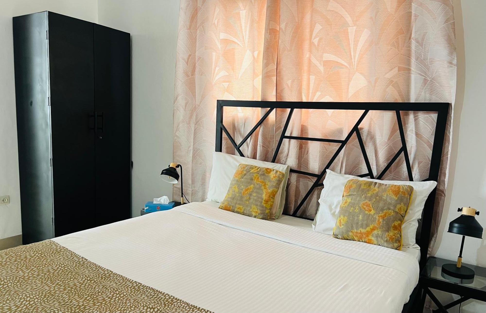 Illiyin Boutique Hotel Дакар Екстер'єр фото